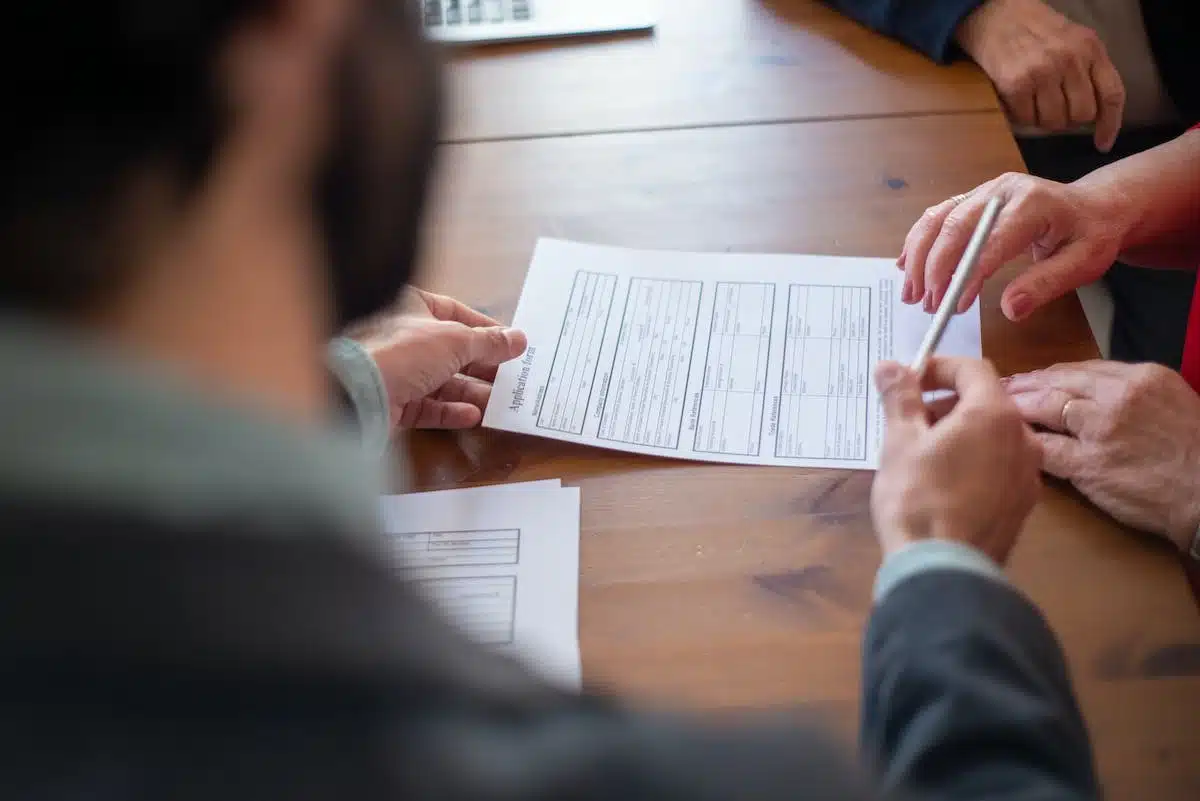 Les étapes essentielles pour mettre à jour votre adresse auprès de vos fournisseurs