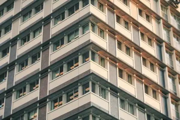 Les étapes essentielles pour souscrire une assurance copropriété et en tirer tous les avantages