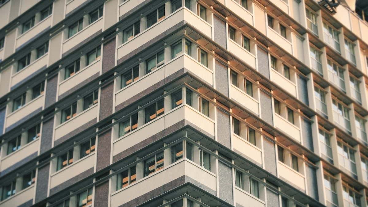 Les étapes essentielles pour souscrire une assurance copropriété et en tirer tous les avantages