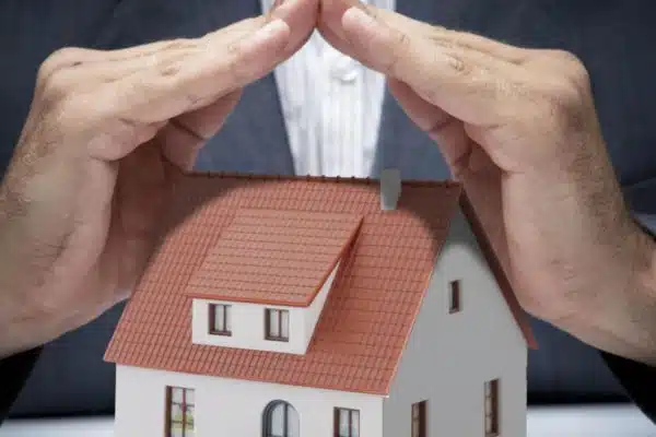 Comment l’assurance peut vous aider à protéger votre investissement immobilier
