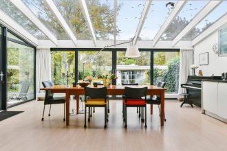 Véranda sur mesure : conseils pour transformer sa maison à Cergy-Pontoise